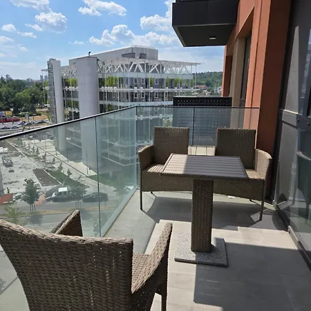 Apartamento Elegant 2Br BW Apartment 2 Bathrooms -Private Garage A1 Residence BW Belgrado