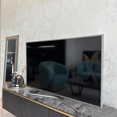 Elegant 2Br BW Apartment 2 Bathrooms -Private Garage A1 Residence BW