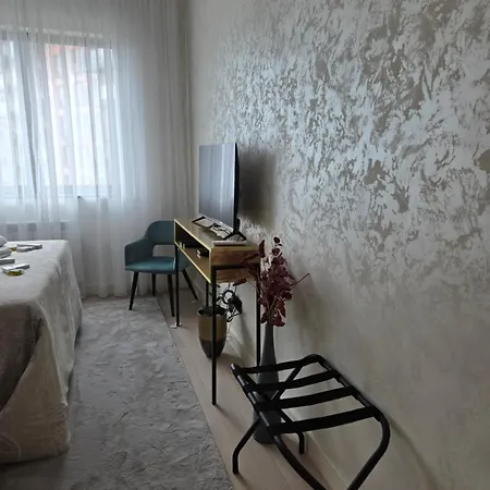 Apartamento Elegant 2Br BW Apartment 2 Bathrooms -Private Garage A1 Residence BW Belgrado