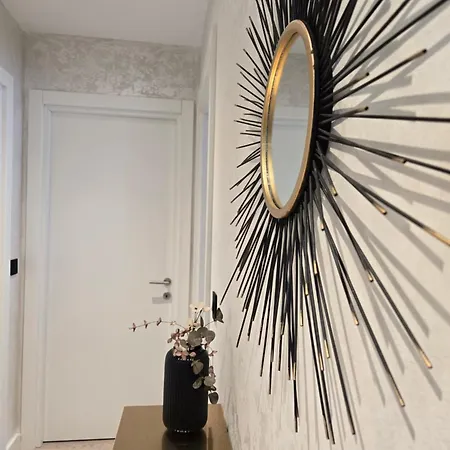 Apartmán Elegant 2Br BW Apartment 2 Bathrooms -Private Garage A1 Residence BW