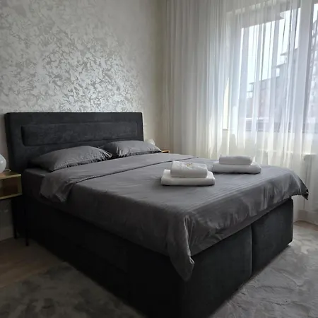 Διαμέρισμα Elegant 2Br BW Apartment 2 Bathrooms -Private Garage A1 Residence BW